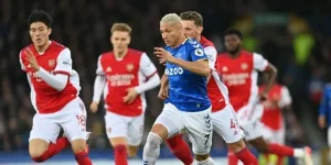 soi kèo arsenal vs everton cà khịa